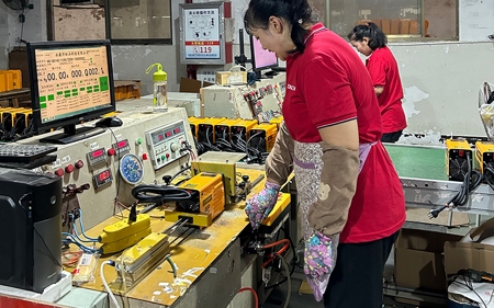 Prueba de alto voltaje de producto terminado